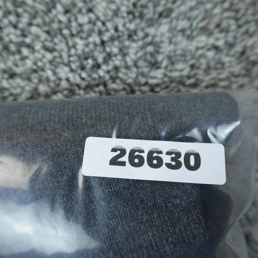 LL Bean Sweater Mens M Gray Cotton Cashmere V Neck Knit Pullover‎ Outdoor Casual